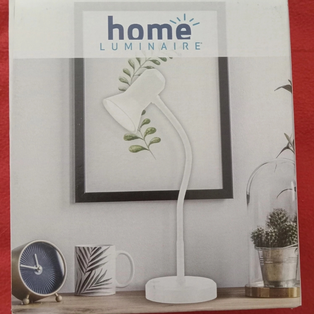 Home Luminaire LED Flexible Desk Lamp Matte White 5ft cord NEW IN BOX